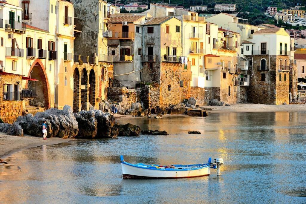 Lavatoioflats Casa Sul Mare E Sul Lavatoio Medievale A Cefalù Buitenkant foto